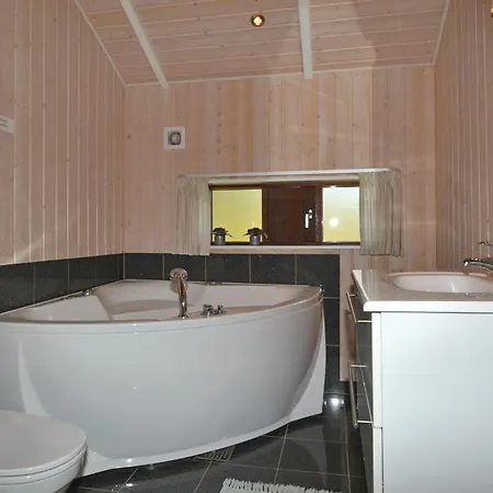 Dom wakacyjny Holiday Home Nonboevej Fano VI *